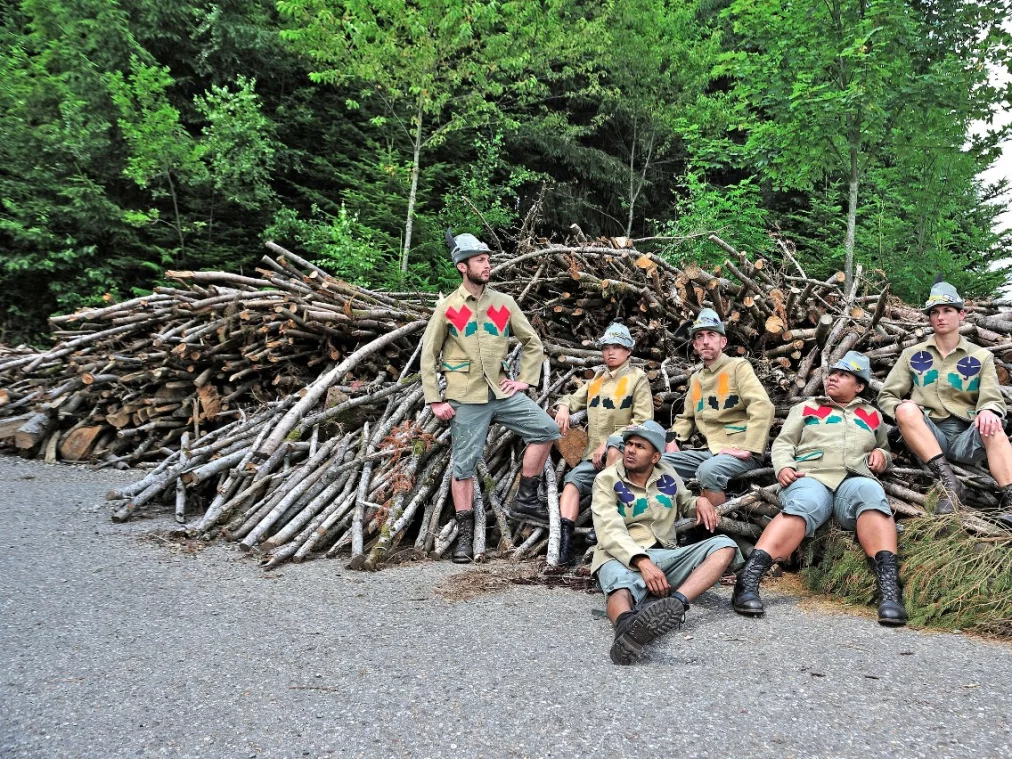 2_trachtenbummler_j.roller-c-maurice-korbel---hp