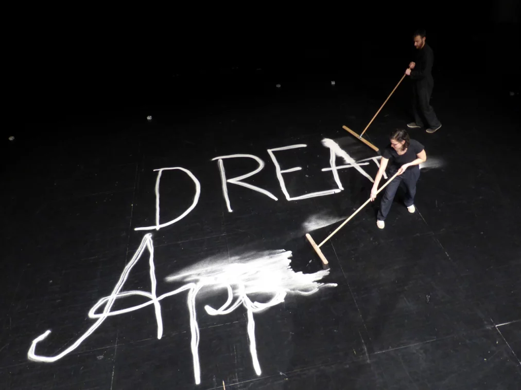 dreamed-apparatus_foto_clemet-layes_hp