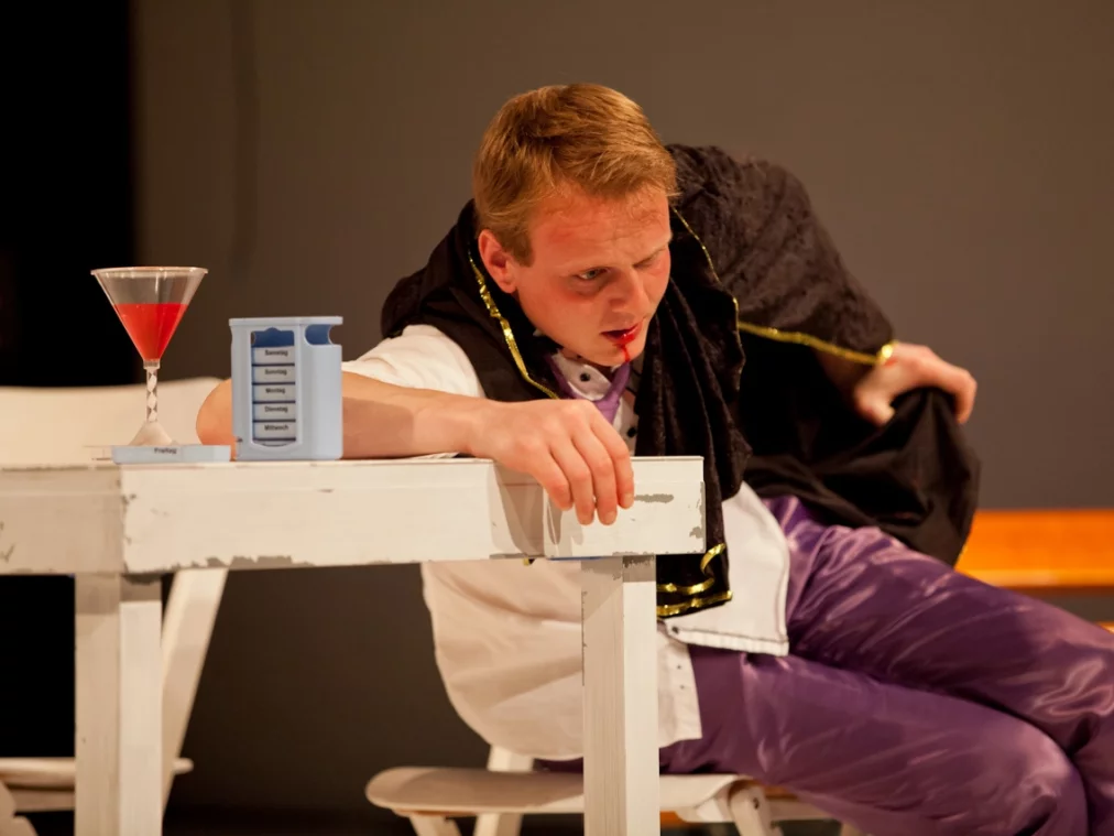 gespenster.5.foto_robin_junicke_hp