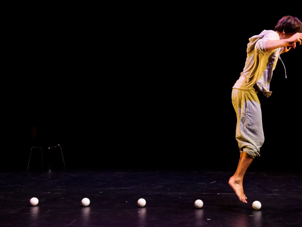 squareheard-productions---whistle---be-festival-2015--birmingham-rep-_c_alex-brenner