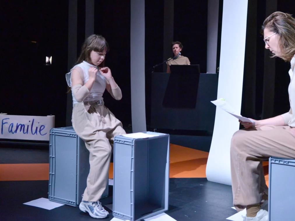 das-ellenbogen-prinzip_c_gerhard-ludwig_HP