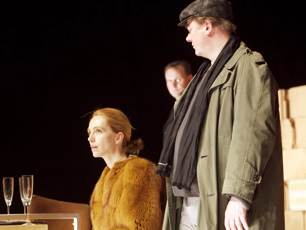 der-kirschgarten3_copyright_david_baltzer_bildbuehne.de_hp