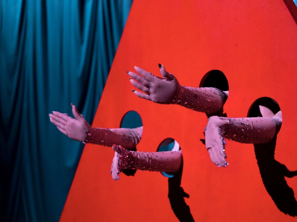 Melanie Jame Wolf und Teresa Vittucci_Show Business_c_Mayra Wallraff 