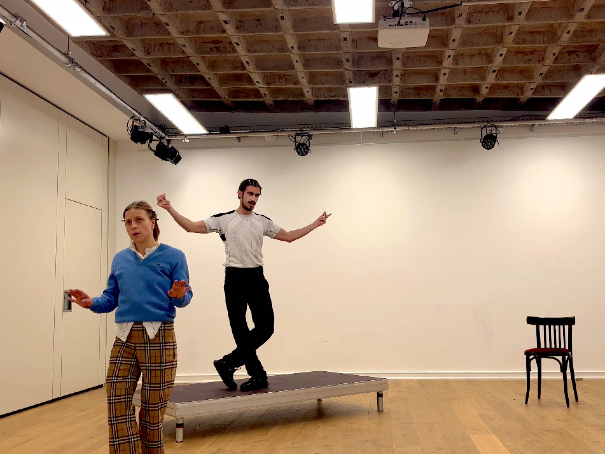 Juan Pablo Cámara NEW TECHNIQUES IV RESIDENCY SHOWING Sophiensæle